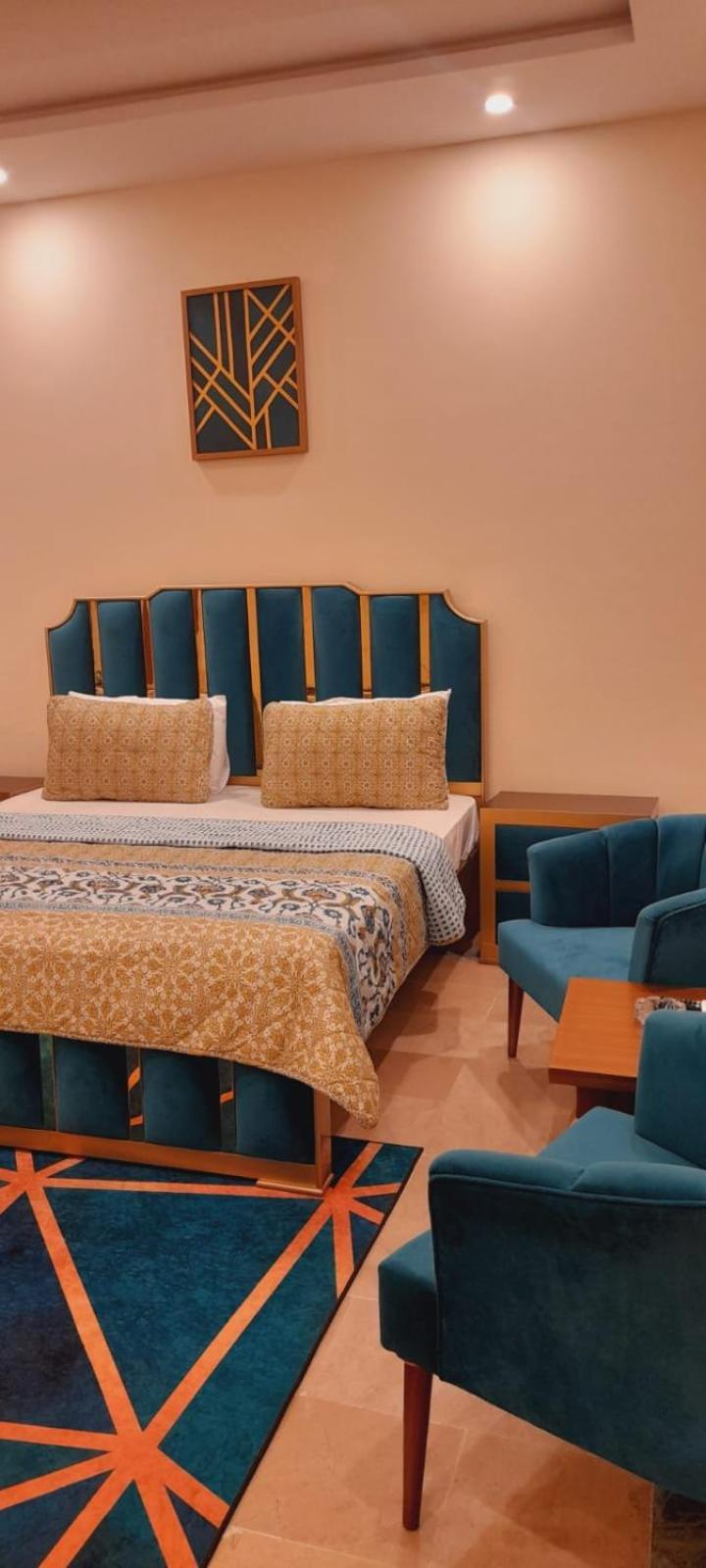 Hotel Clifton Inn การาจี ภายนอก รูปภาพ